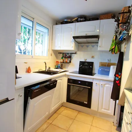 5100 - Cap D'agde Maison Mitoyenne T4 Climatise Avec Parking - Quartier Pinede