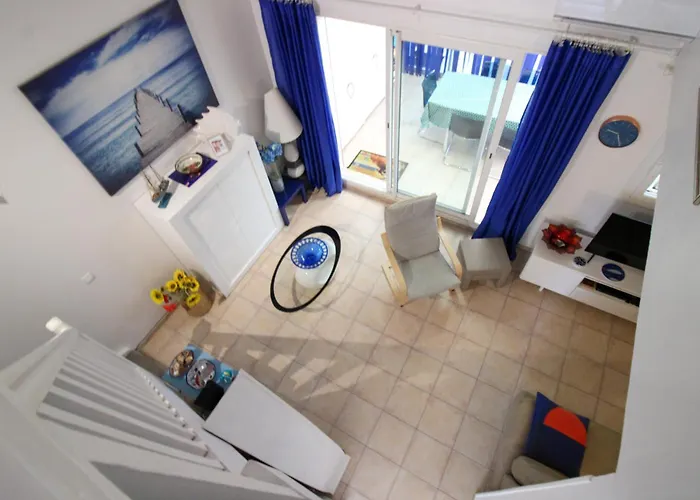 5100 - Cap D'agde Maison Mitoyenne T4 Climatisé Avec Parking - Quartier Pinède Agde